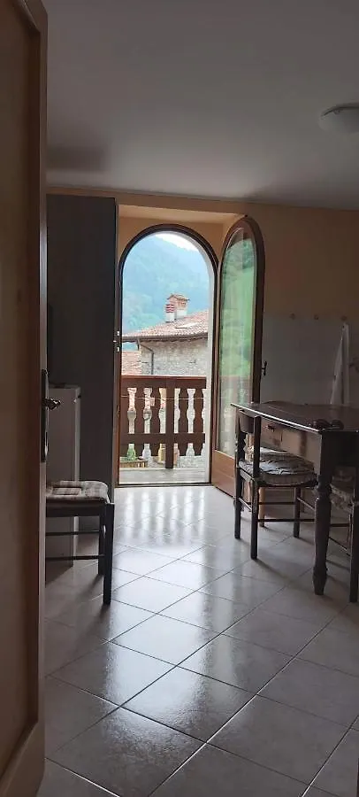 Bovegno Casa San Micheleヴィラ イタリア