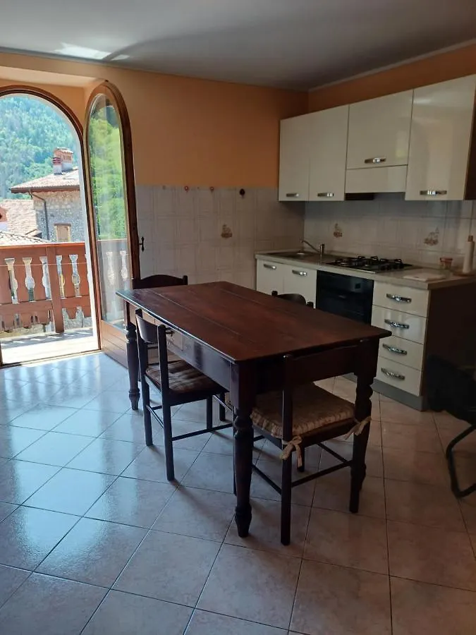 Bovegno Casa San Micheleヴィラ